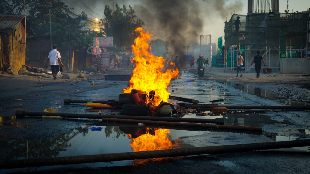 aftermath-terror-fire-street-middle-east-politics