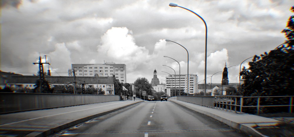 frauenkirche-street-black-white-grey-matter-cars-danger_panorama_cinema