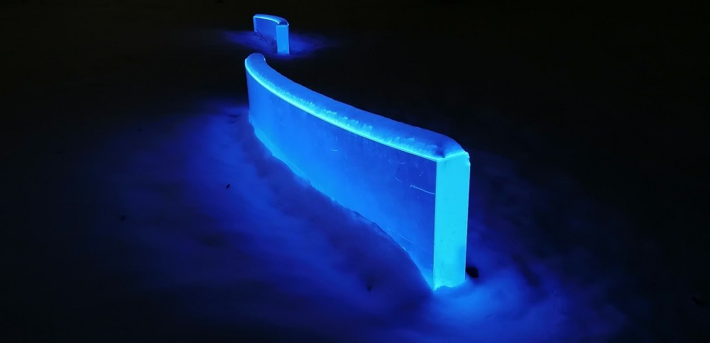 blue_light_night_shadow_mysterious_clean_pure_panorama