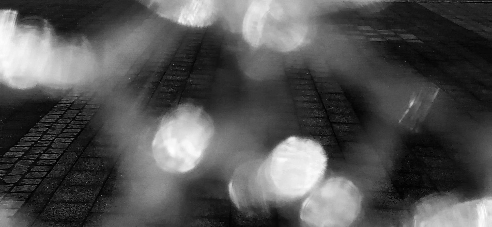 broken_glass_evening_night_noir_panorama