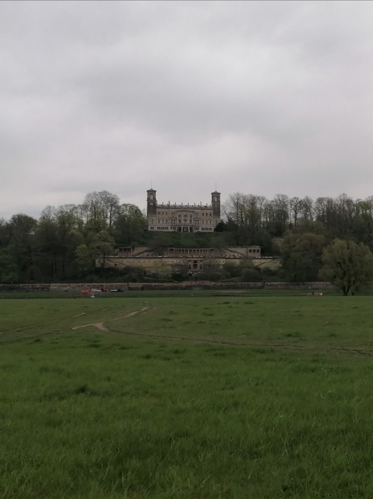das-Leben-ist-ein-weites-Land_Lingnerschloss_Dresden_3