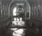 Reportage_Muss-ich-mit-Liselotte-unterschreiben_Moving-People_Kaffee_Wasser_Weißeritz_Flut_2002