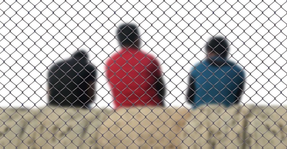 sonnet-31_knife_fence_refugees
